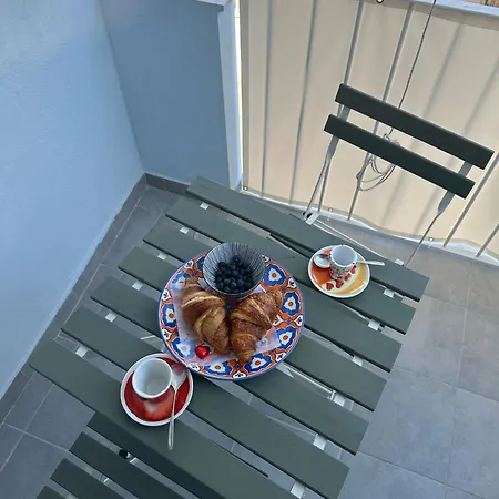 Tra Mare E Castello * Barletta