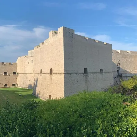 Tra Mare E Castello Holiday home *