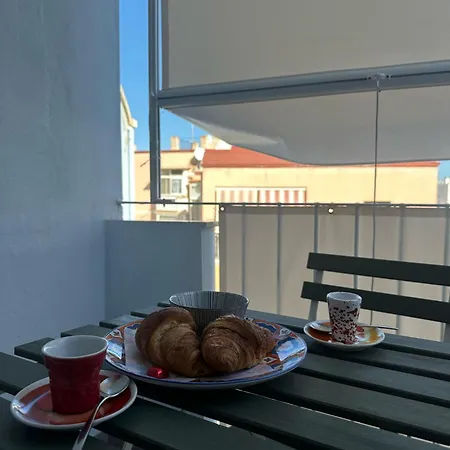 Tra Mare E Castello Barletta