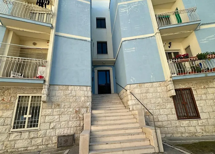 Tra Mare E Castello Barletta